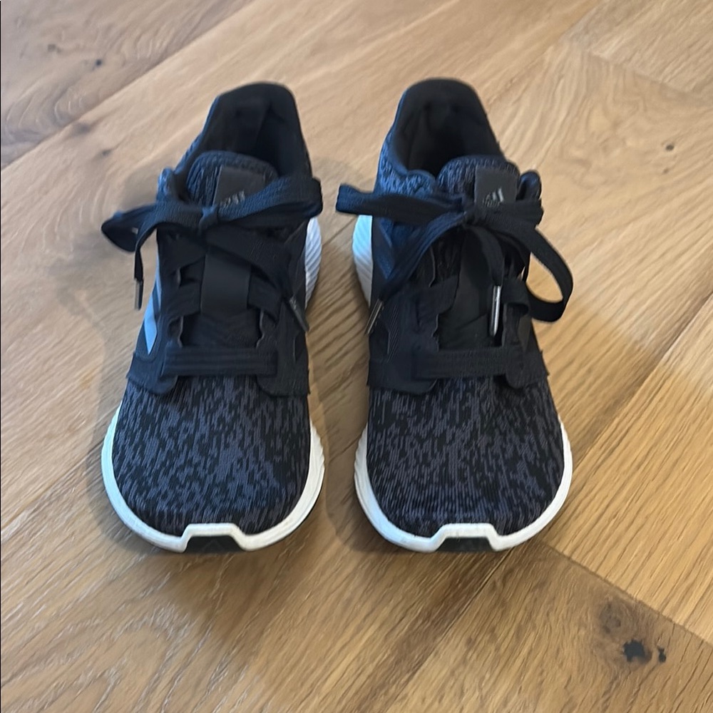Adidas Bounce 6.5